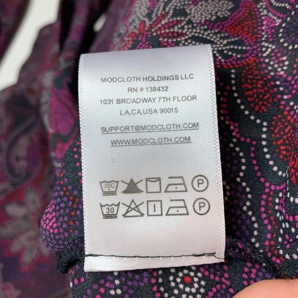 ModCloth Women’s Flirty Button  Front Romantic Blouse Size XL - Picture 9 of 10